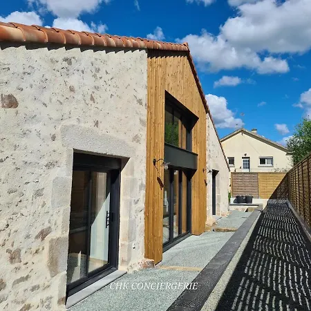 Nyaraló La Tremblaie Grange Renovee Avec Vue Campagne - 10 Min Du Puy Dufou *