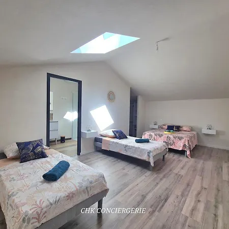 La Tremblaie Grange Renovee Avec Vue Campagne - 10 Min Du Puy Dufou * Chateaumur