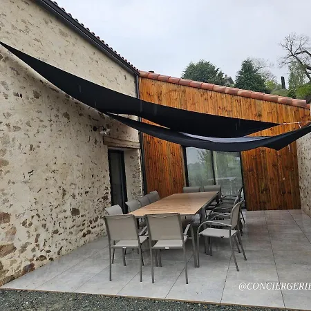 La Tremblaie Grange Renovee Avec Vue Campagne - 10 Min Du Puy Dufou Dom wakacyjny Chateaumur