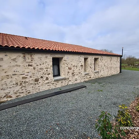 بيت للعطل La Tremblaie Grange Renovee Avec Vue Campagne - 10 Min Du Puy Dufou *