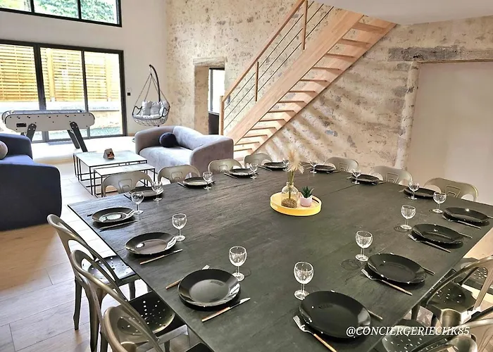 La Tremblaie Grange Renovee Avec Vue Campagne - 10 Min Du Puy Dufou Feriehus