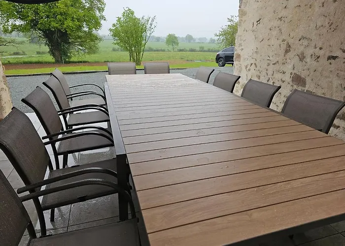 La Tremblaie Grange Renovee Avec Vue Campagne - 10 Min Du Puy Dufou Feriehus *