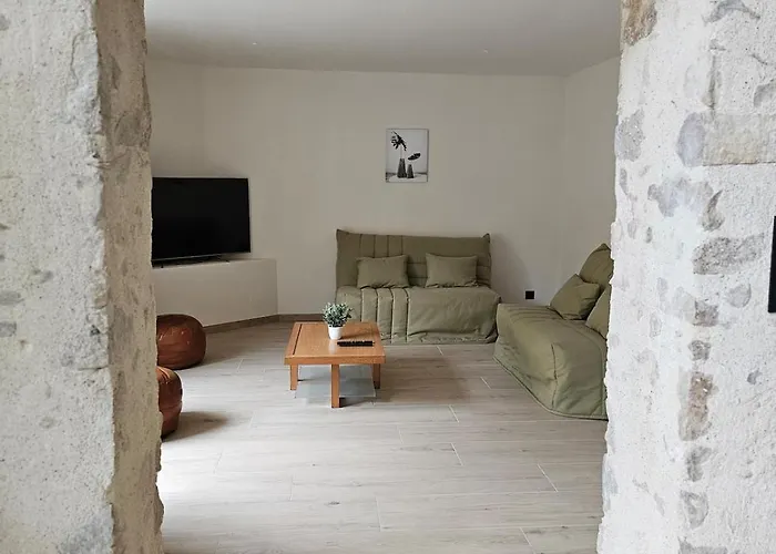 La Tremblaie Grange Renovee Avec Vue Campagne - 10 Min Du Puy Dufou *