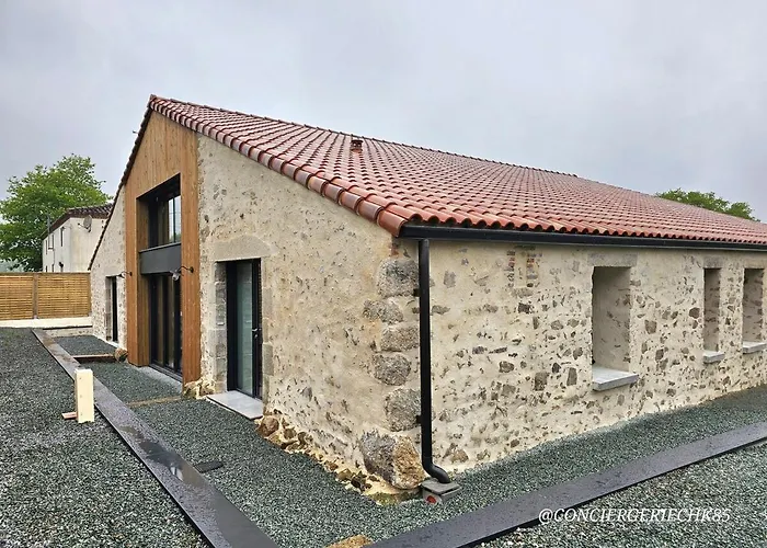 Feriehus La Tremblaie Grange Renovee Avec Vue Campagne - 10 Min Du Puy Dufou