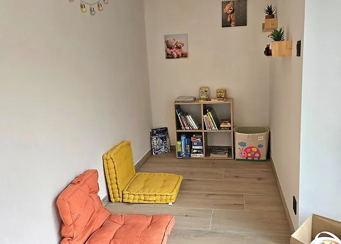 Feriehus La Tremblaie Grange Renovee Avec Vue Campagne - 10 Min Du Puy Dufou Chateaumur